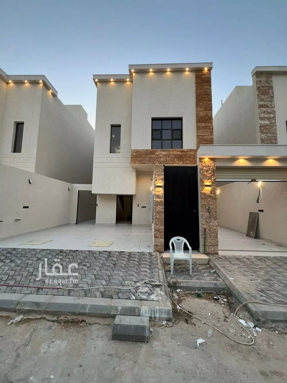 دور للبيع في شارع ديراب , حي عكاظ, مدينة الرياض, منطقة الرياض 1 صورة