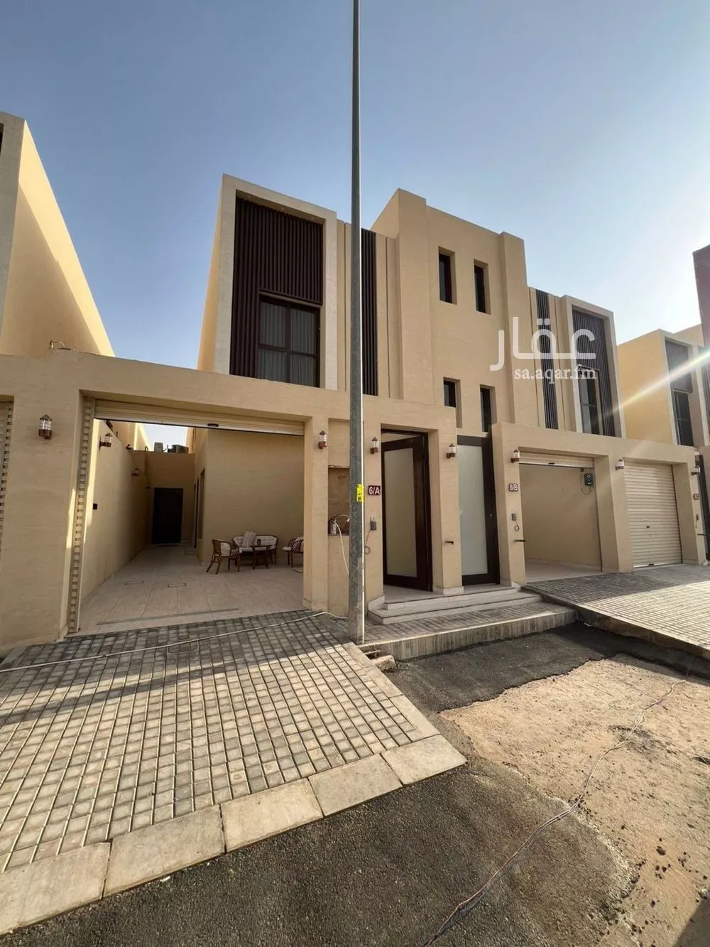 دور للبيع في شارع أبان بن صالح, حي عكاظ, مدينة الرياض, منطقة الرياض 1 صورة