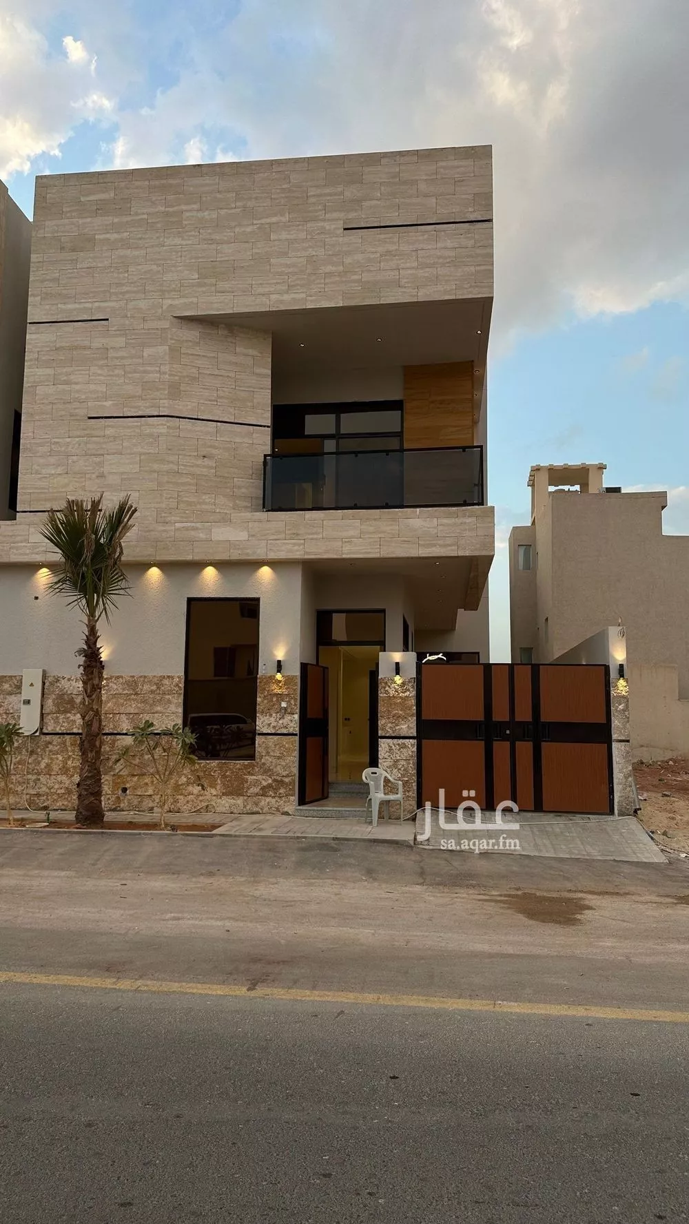 فيلا للبيع في شارع عمران بن أبي عمر, حي المهدية, مدينة الرياض, منطقة الرياض 1 صورة