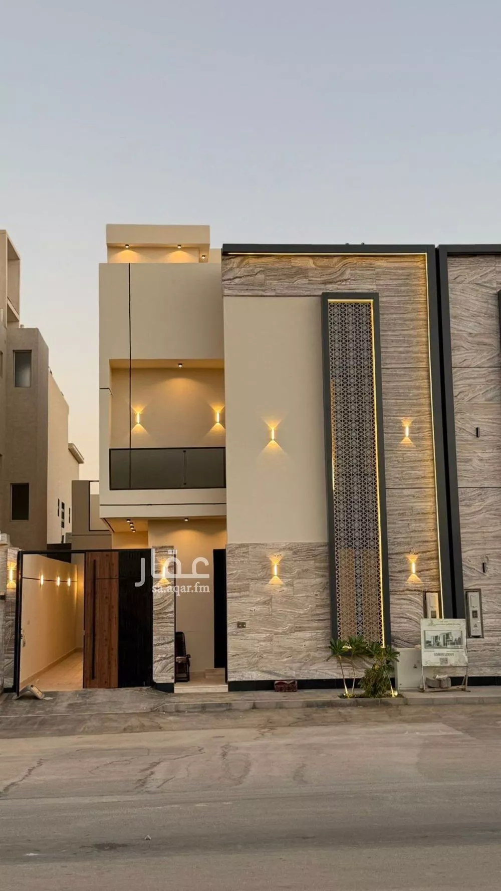 فيلا للبيع في شارع عبداللطيف بن المبارك, حي المهدية, مدينة الرياض, منطقة الرياض 1 صورة