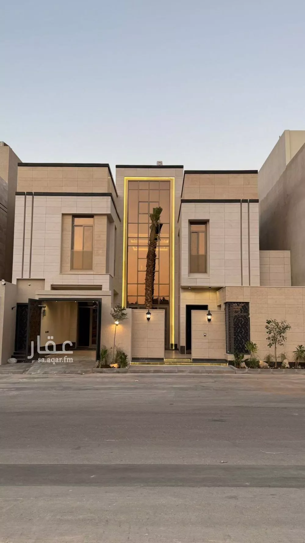 فيلا للبيع في شارع عبداللطيف بن المبارك, حي المهدية, مدينة الرياض, منطقة الرياض 1 صورة