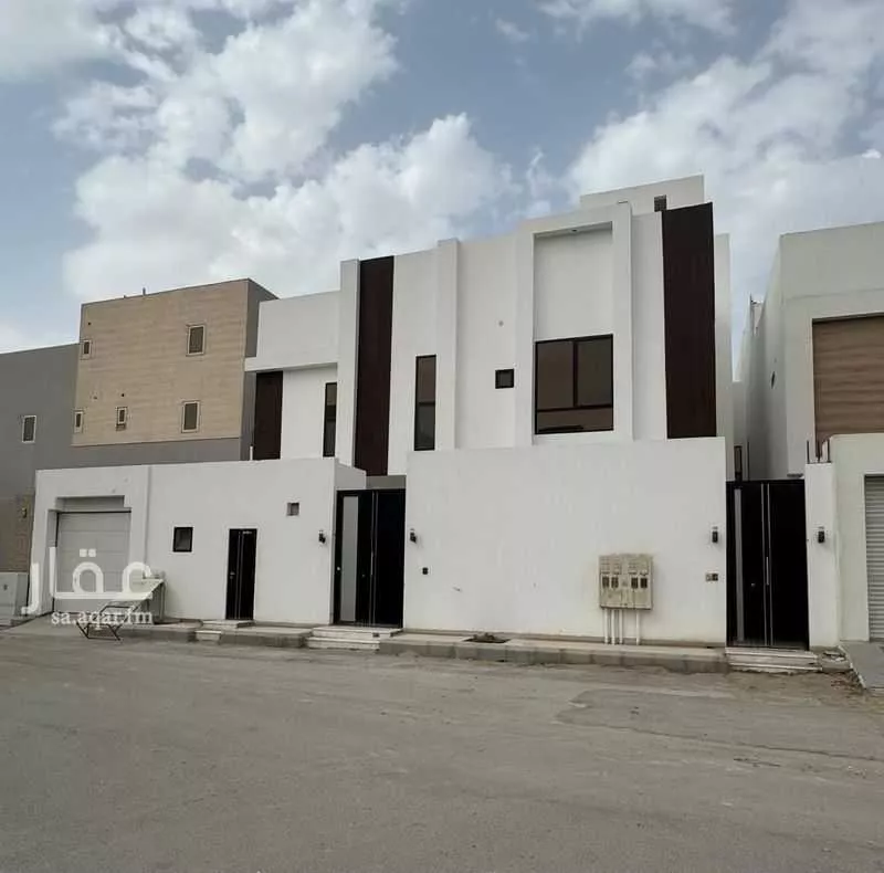 فيلا للبيع في شارع عباده الزرقي, حي الواحة, مدينة الاحساء, المنطقة الشرقية 1 صورة