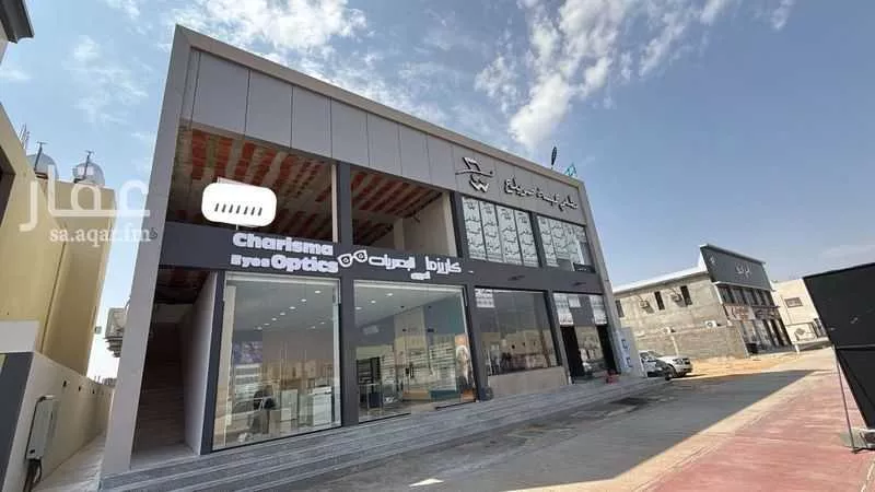 عمارة للبيع في شارع ناصر بن عبدالعزيز, حي الروضة, مدينة نجران, منطقة نجران 1 صورة