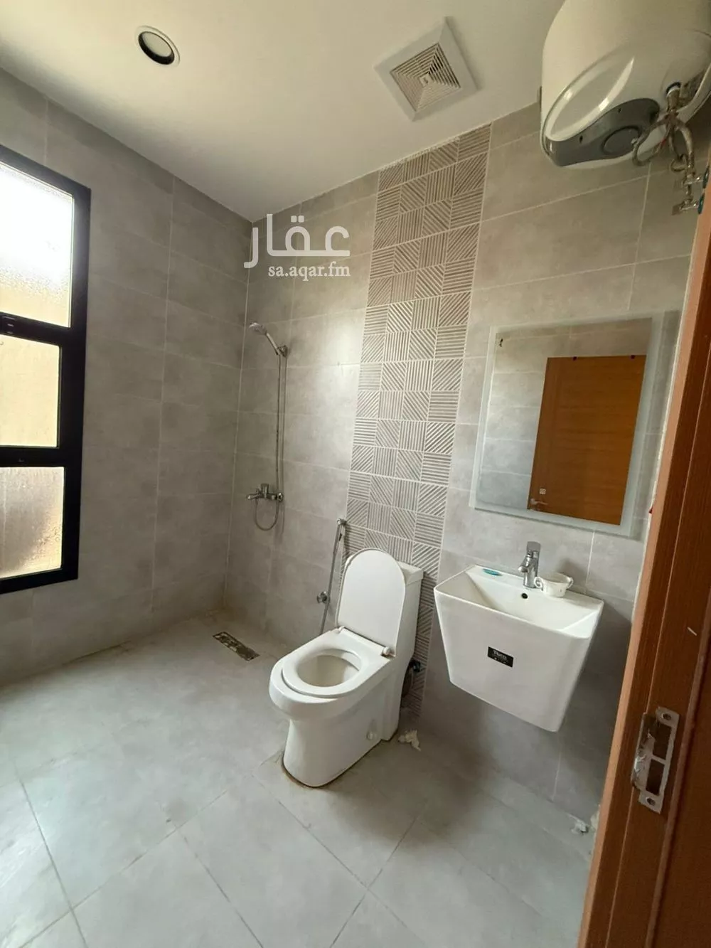 شقة للإيجار في شارع عبد الواحد الجوهري, حي الصواري, مدينة جدة, منطقة مكة المكرمة 1 صورة