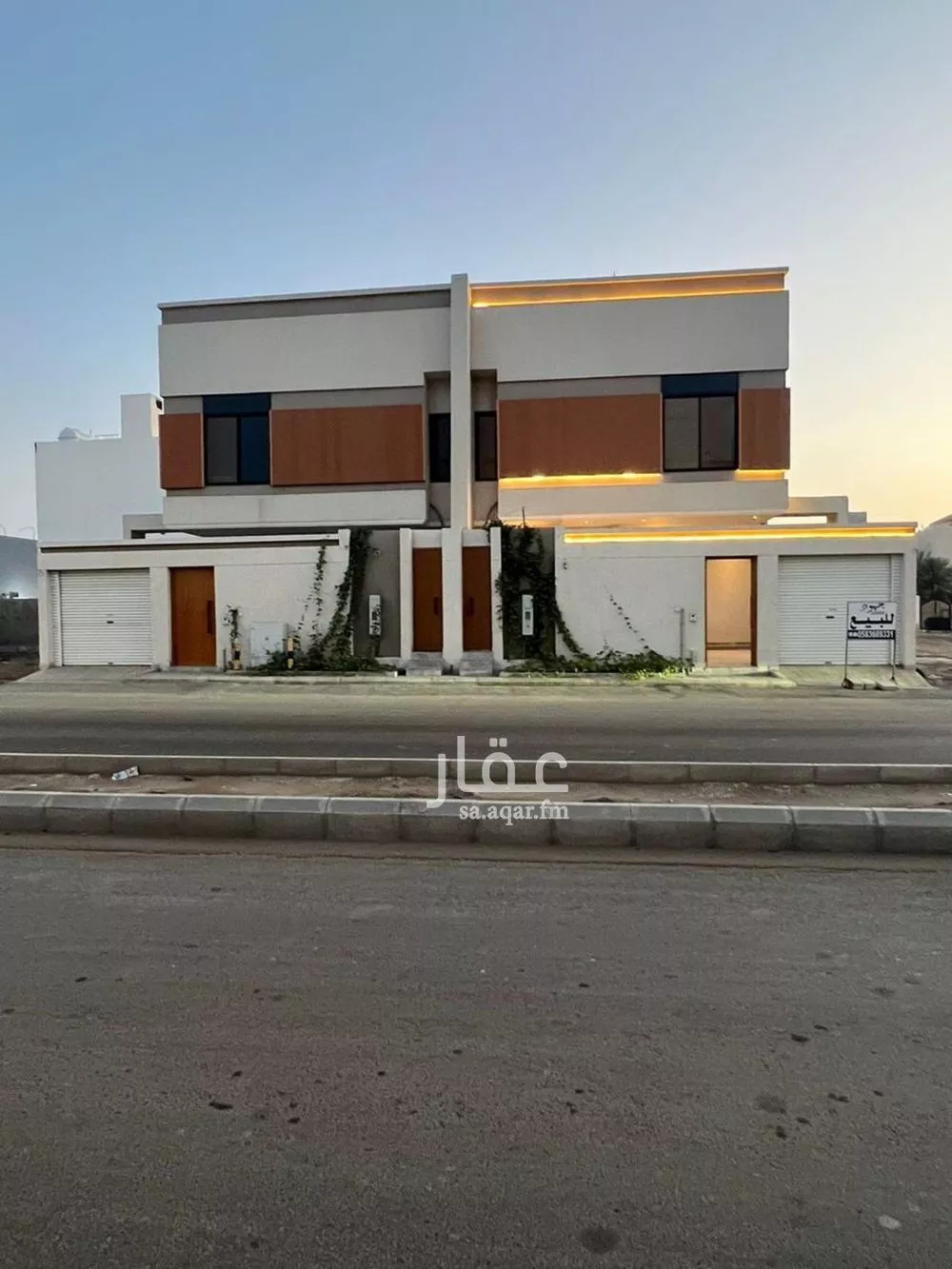 فيلا للبيع في شارع محمد نور الكتبي, حي الياقوت, مدينة جدة, منطقة مكة المكرمة 1 صورة