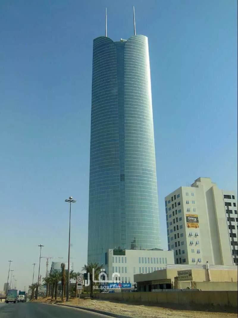 شقة للإيجار في شارع طريق الملك فهد الفرعي, حي الصحافة, مدينة الرياض, منطقة الرياض 1 صورة