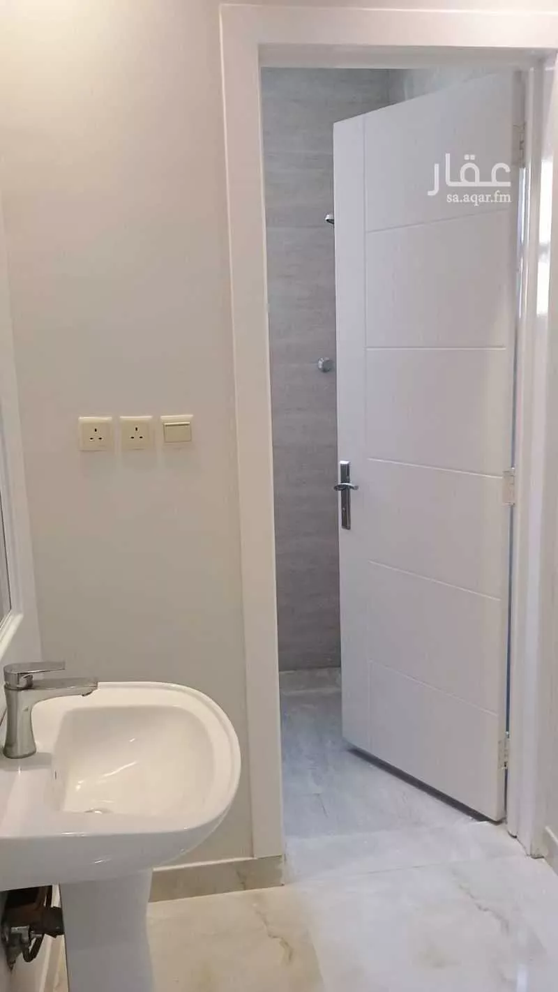 شقة للإيجار في شارع مسلم بن عبيدالله, حي الرمال, مدينة الرياض, منطقة الرياض 1 صورة