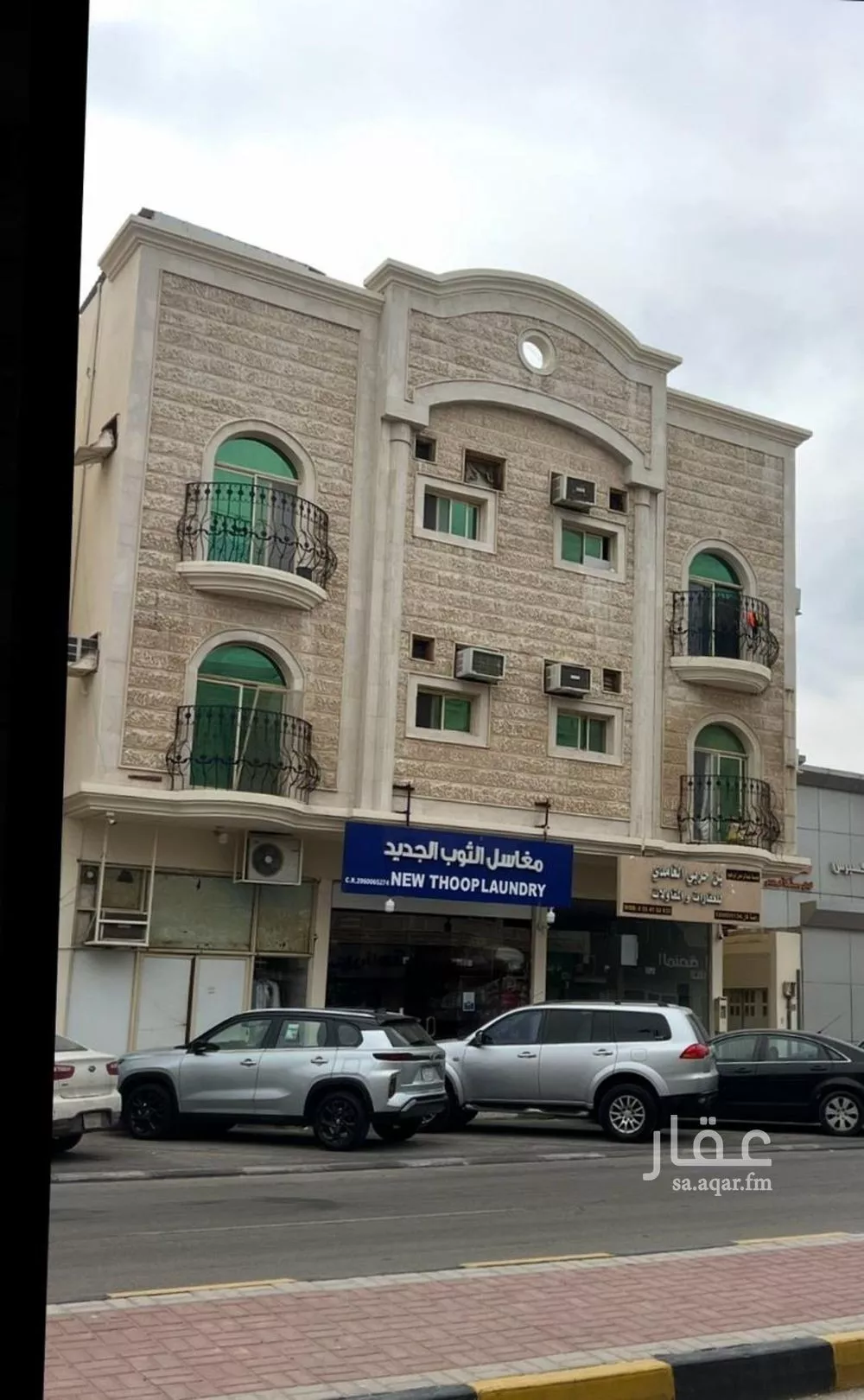 عمارة للبيع في شارع الخبر, حي الخبر الجنوبية, مدينة الخبر, المنطقة الشرقية 1 صورة