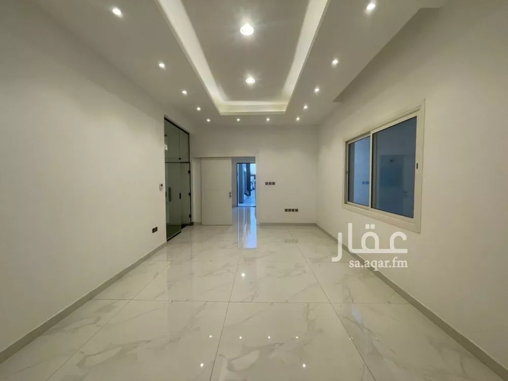 فيلا للبيع في شارع ممر215, حي النرجس, مدينة الرياض, منطقة الرياض 1 صورة