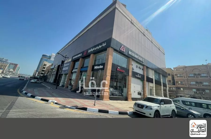مكتب تجاري للإيجار في  1 صورة