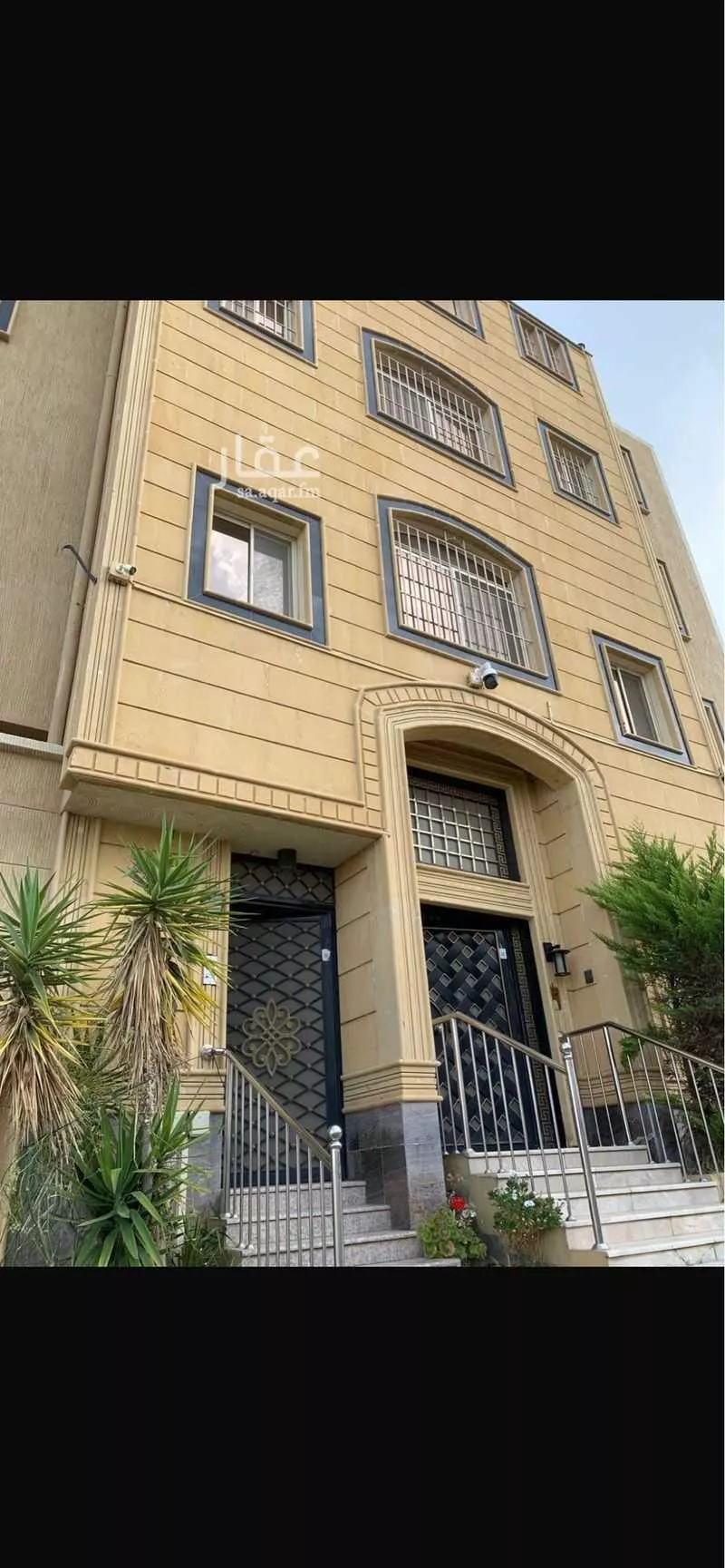 عمارة للإيجار في شارع البواردي, حي العرين, مدينة ابها, منطقة عسير 1 صورة