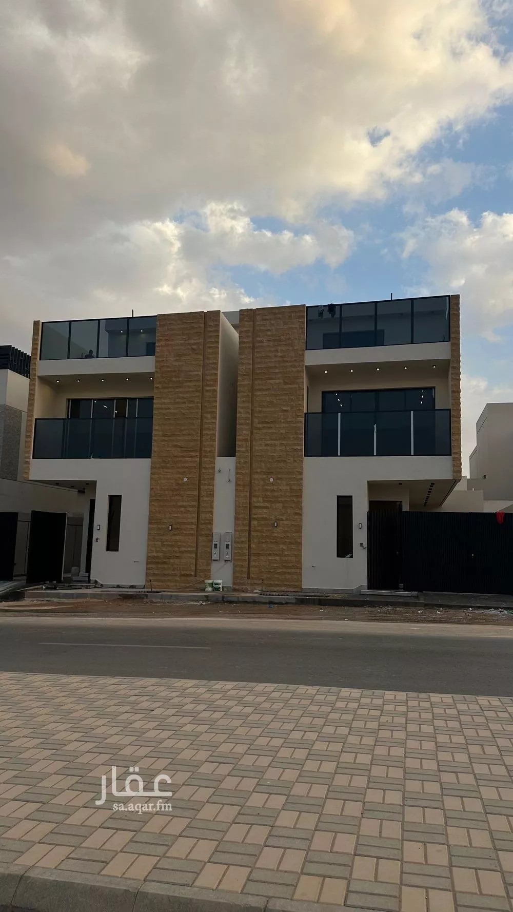 فيلا للبيع في شارع أحمد بن محمد العتابي, حي المهدية, مدينة الرياض, منطقة الرياض 1 صورة