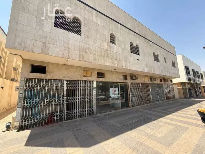 عمارة للإيجار في شارع هشام بن عبدالملك بن مروان, حي الملك فهد, مدينة الرياض, منطقة الرياض 1 صورة