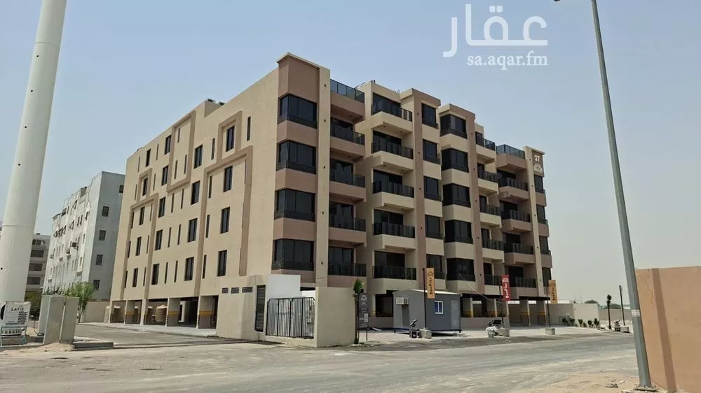 شقة للبيع في شارع مدائن صالح, حي الحمراء, مدينة الخبر, المنطقة الشرقية 1 صورة