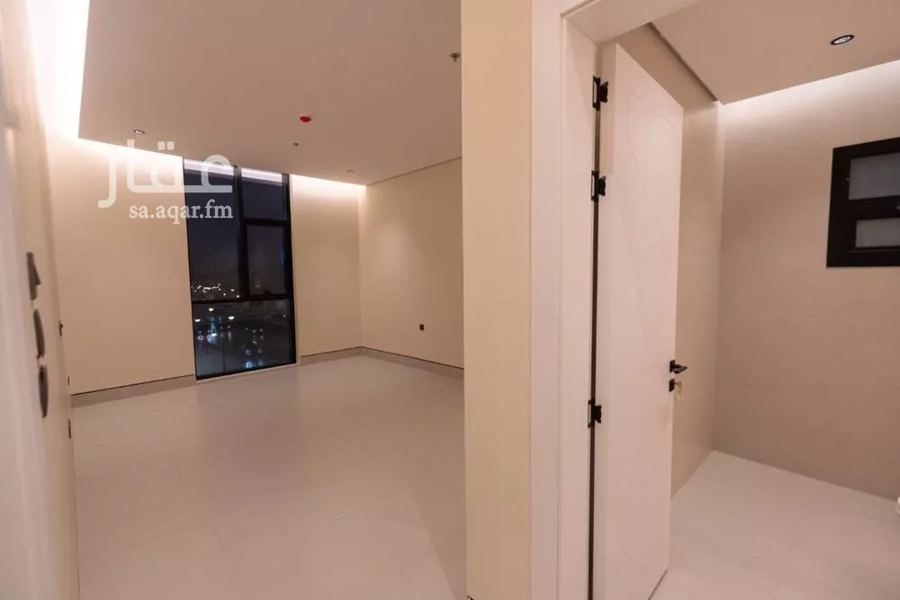 شقة للبيع في شارع هشام بن عبدالملك بن مروان, حي الملك فهد, مدينة الرياض, منطقة الرياض 1 صورة