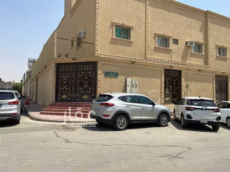 فيلا للبيع في شارع رقم 97, حي العزيزية, مدينة الرياض, منطقة الرياض 1 صورة