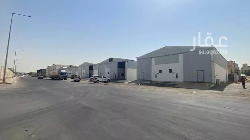 مستودع للإيجار في شارع محمد علي حبشي, حي العزيزية, مدينة الرياض, منطقة الرياض 1 صورة