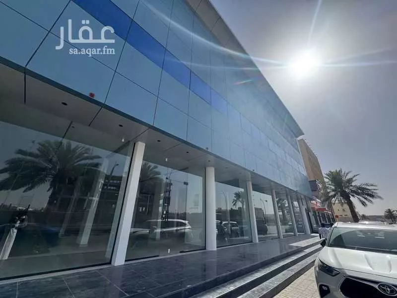 محل للإيجار في شارع طريق الملك عبدالله بن عبدالعزيز, حي الخليج, مدينة الرياض, منطقة الرياض 1 صورة
