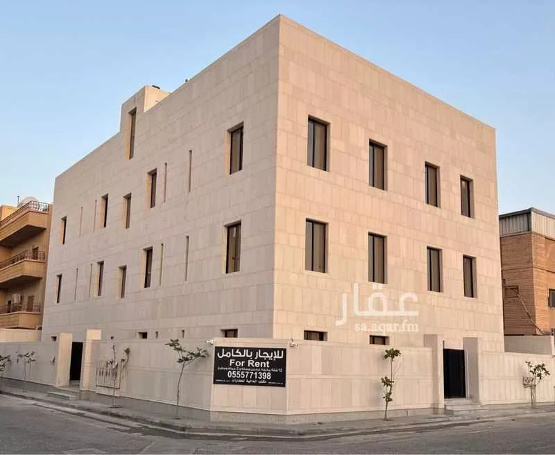 عمارة للبيع في حي المريكبات, مدينة الدمام, المنطقة الشرقية 1 صورة