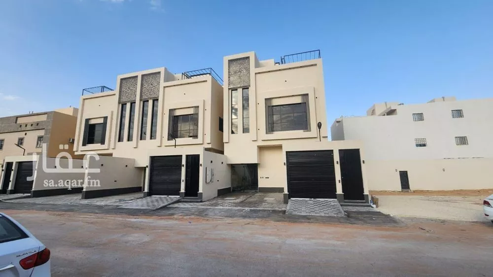 دور للبيع في شارع صهيب بن سنان, حي الورود, مدينة المزاحميه, منطقة الرياض 1 صورة