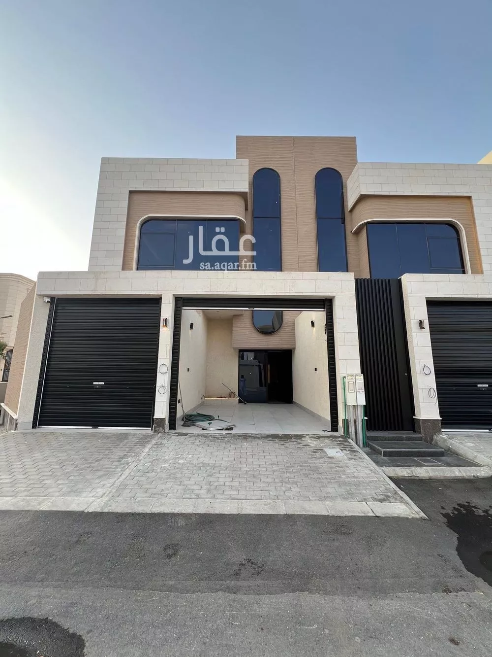 دور للبيع في شارع عبدالله الخزرجي, حي العارض, مدينة الرياض, منطقة الرياض 1 صورة