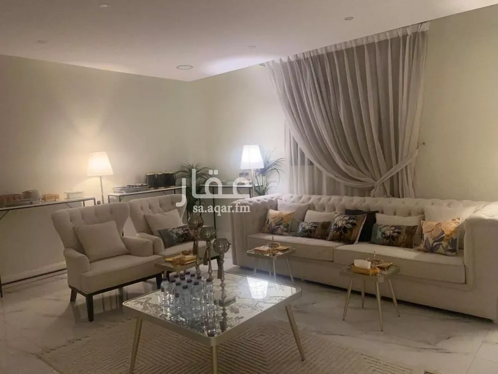 فيلا للبيع في شارع عبدالله بن رشيد, حي الروضة, مدينة الرياض, منطقة الرياض 1 صورة