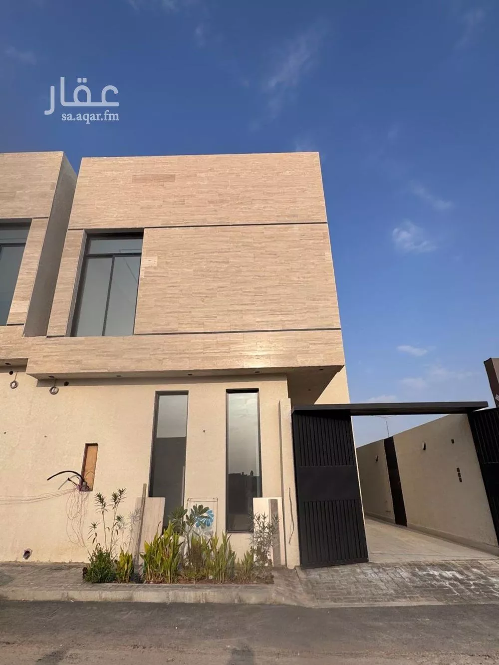 فيلا للبيع في شارع السيل الكبير, حي المهدية, مدينة الرياض, منطقة الرياض 1 صورة