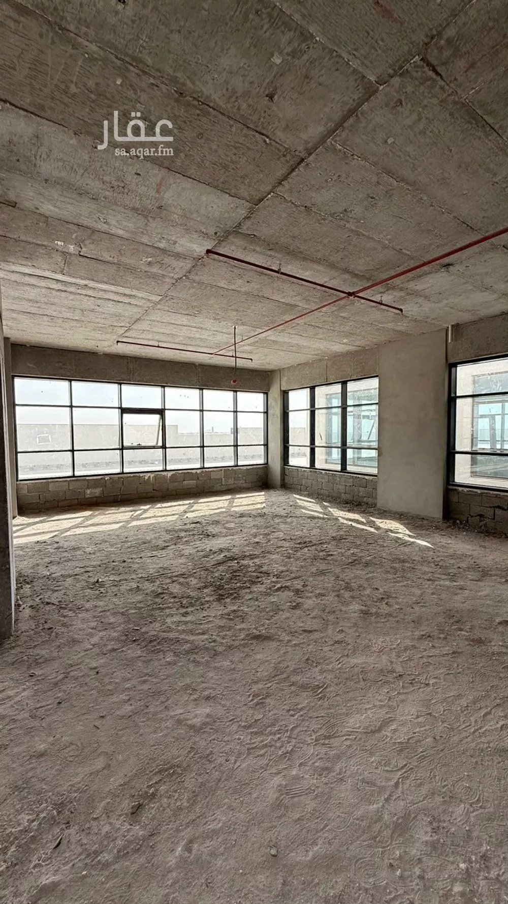 مكتب تجاري للإيجار في شارع عمر بن الخطاب, حي الصفاء, مدينة الرياض, منطقة الرياض 1 صورة