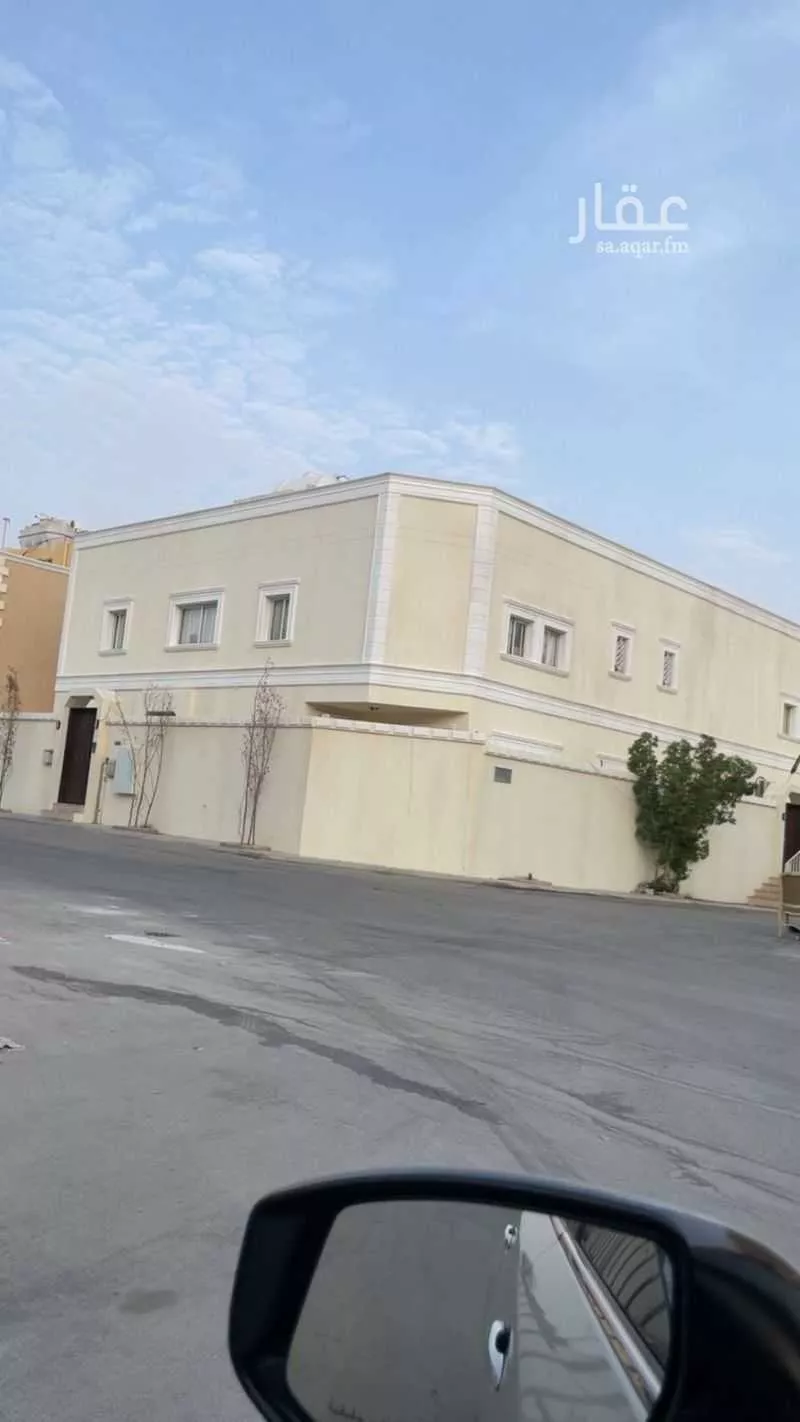 فيلا للبيع في شارع أبي الفرج بن نجم, حي الملك سلمان, مدينة الرياض, منطقة الرياض 1 صورة