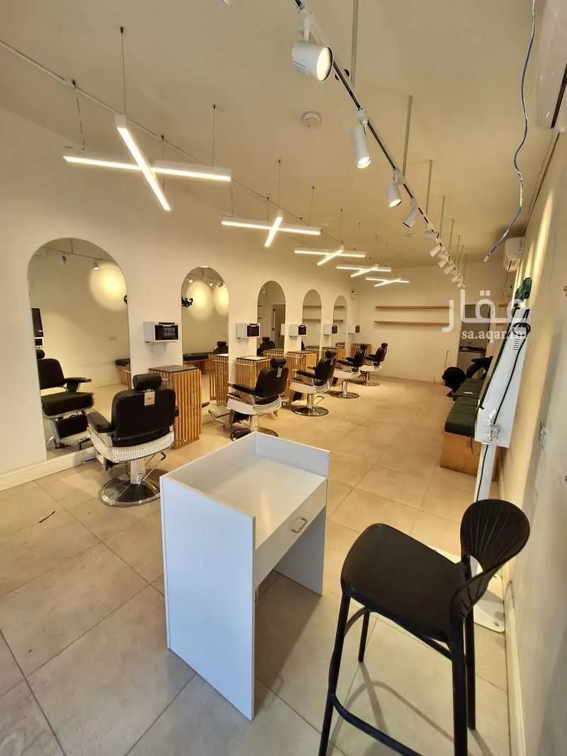 محل للإيجار في شارع الزبير ابن العوام ابن خويلد ابن اسد, حي السلام, مدينة الرياض, منطقة الرياض 1 صورة