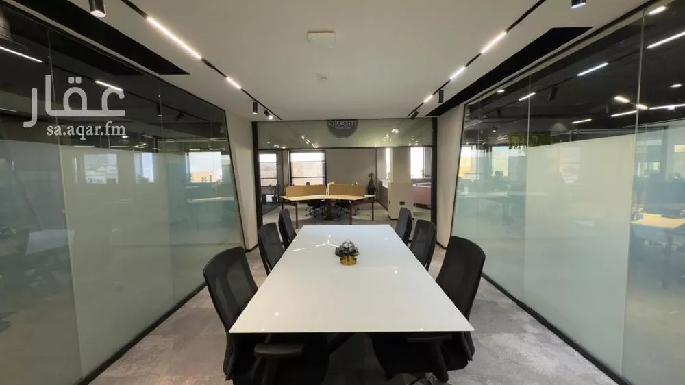 مكتب تجاري للإيجار في شارع الامير محمد ابن عبدالعزيز, حي العليا, مدينة الرياض, منطقة الرياض 1 صورة