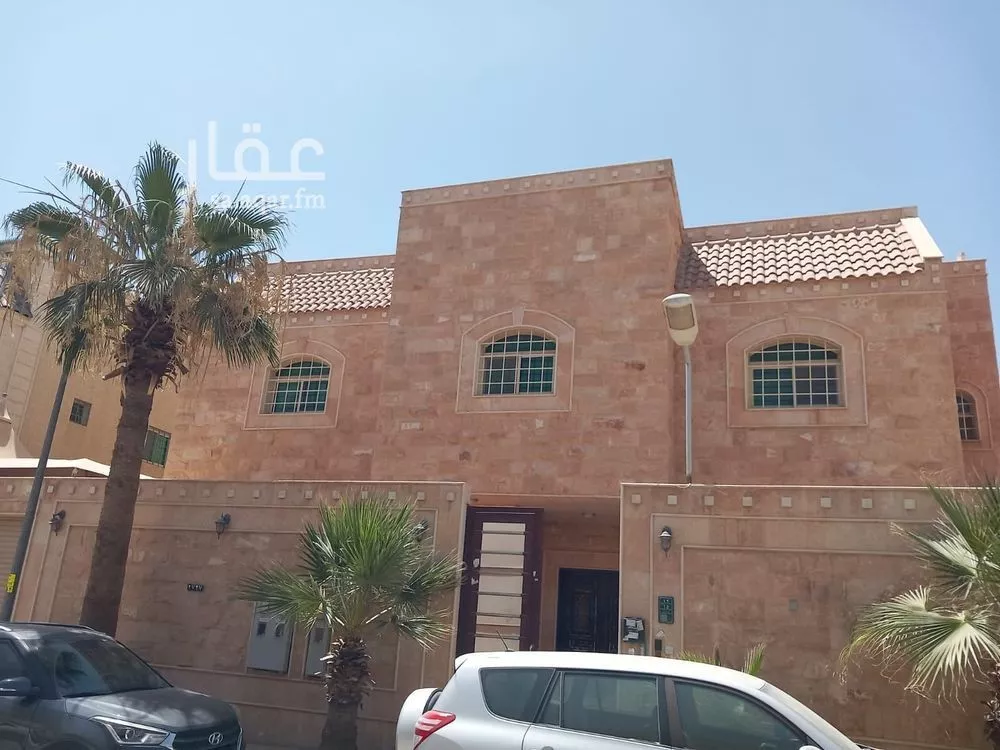 فيلا للبيع في شارع سيبويه, حي الوادي, مدينة الرياض, منطقة الرياض 1 صورة