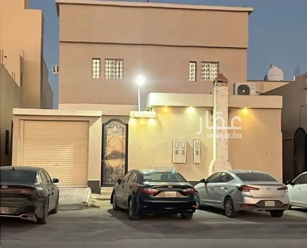 فيلا للبيع في شارع يحيى الأزدي, حي البيان, مدينة الرياض, منطقة الرياض 1 صورة