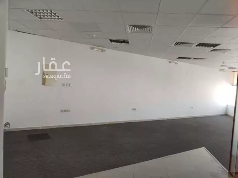 مكتب تجاري للإيجار في شارع  الامير محمد ابن عبدالعزيز , حي العريض, مدينة المدينة المنورة, منطقة المدينة المنورة 1 صورة