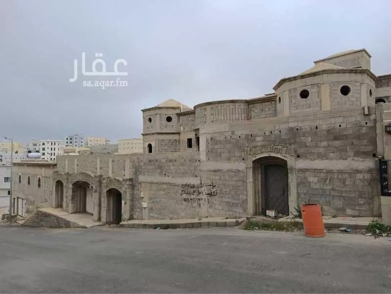 فيلا للبيع في شارع عمرو بن الجموح ، حي الموظفين ، أبها ، منطقة عسير 1 صورة