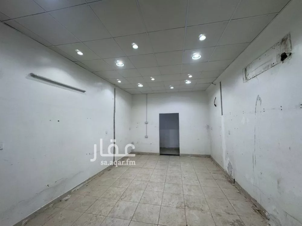 محل للإيجار في شارع الأمير مقرن بن عبدالعزيز آل سعود, حي الشامية الجديد, مدينة مكه المكرمه, منطقة مكة المكرمة 1 صورة