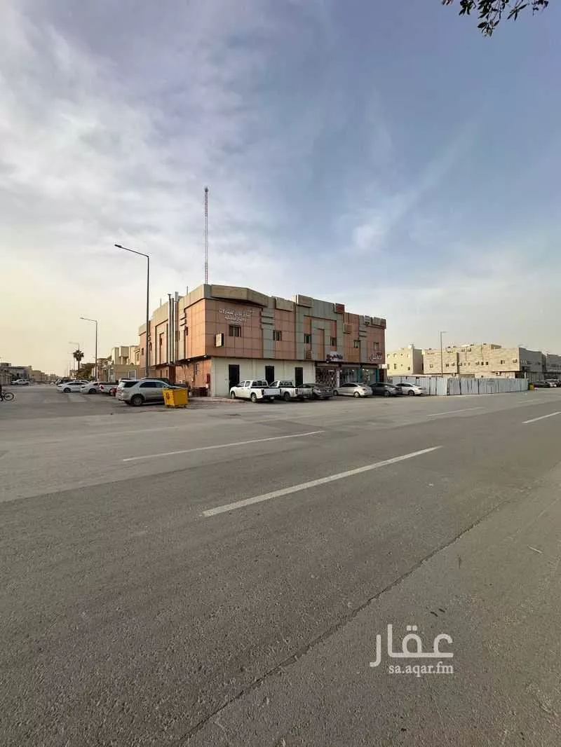 مكتب تجاري للإيجار في شارع المصانع, حي الحمراء, مدينة الرياض, منطقة الرياض 1 صورة
