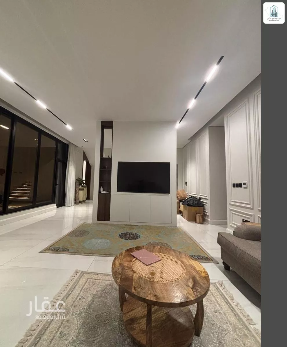 فيلا للبيع في شارع الصفرة, حي النفل, مدينة الرياض, منطقة الرياض 1 صورة