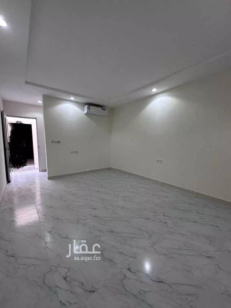 غرفة للإيجار في شارع عبدالملك بن عمر بن عبدالعزيز, حي الرمال, مدينة الرياض, منطقة الرياض 1 صورة
