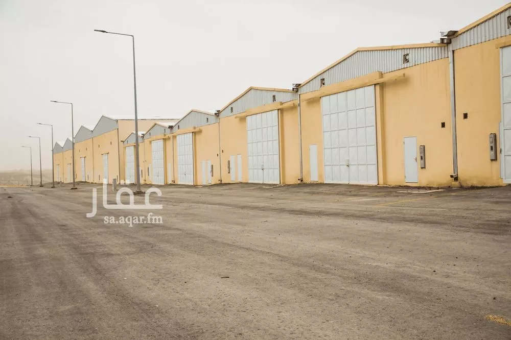 مستودع للإيجار في شارع الملك عبدالعزيز, حي حي صناعية الظهران, مدينة الدمام, المنطقة الشرقية 1 صورة