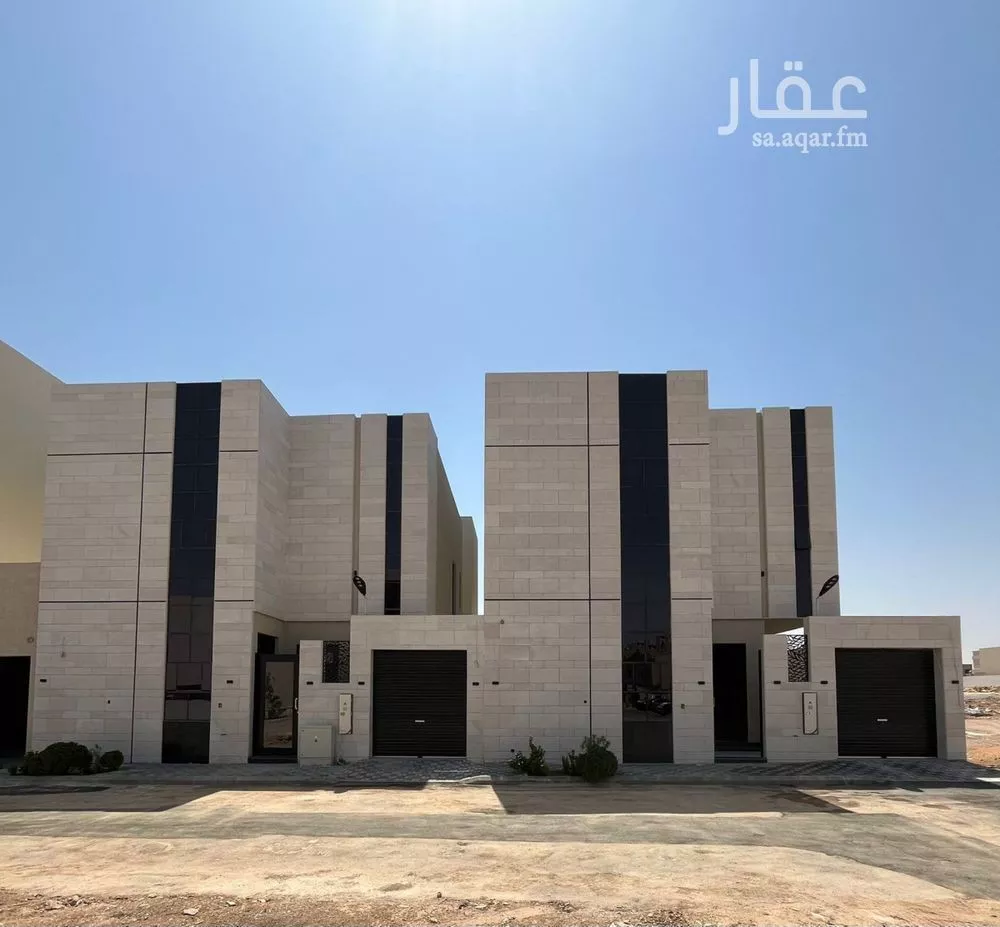 فيلا للبيع في شارع أبي بكر الآجري, حي المهدية, مدينة الرياض, منطقة الرياض 1 صورة