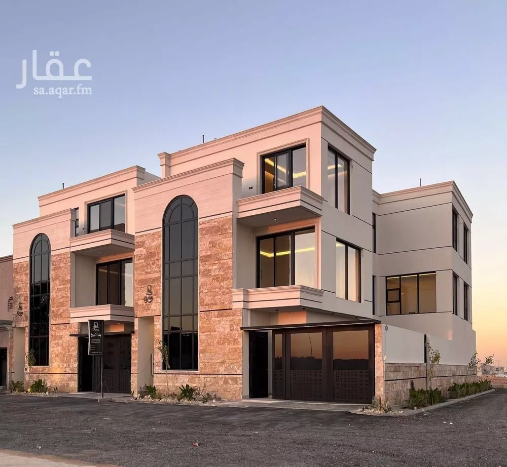 فيلا للبيع في شارع أحمد بن الحسن الأنصاري, حي المهدية, مدينة الرياض, منطقة الرياض 1 صورة