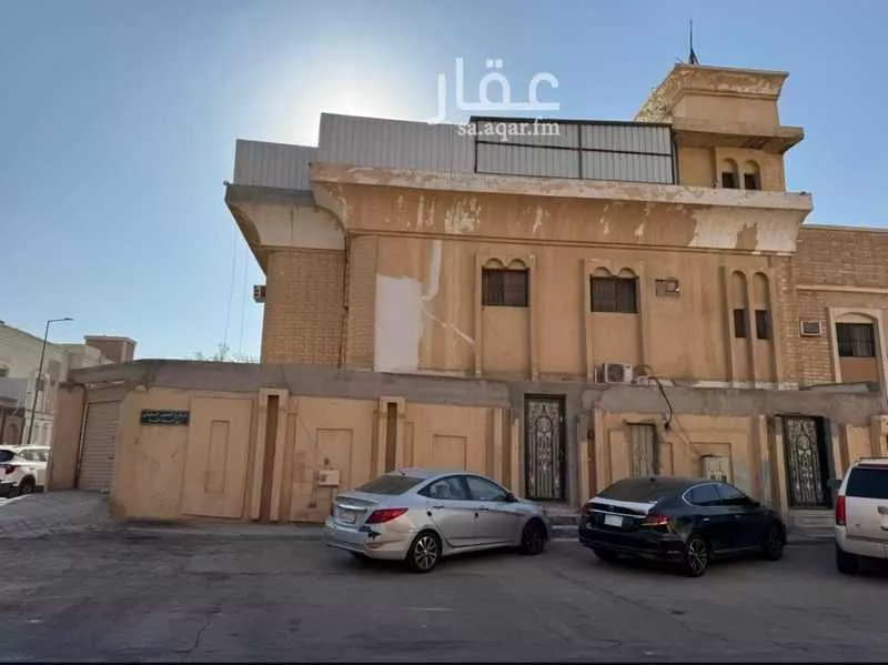 فيلا للبيع في شارع العجير السلولي, حي العريجاء الأوسط, مدينة الرياض, منطقة الرياض 1 صورة