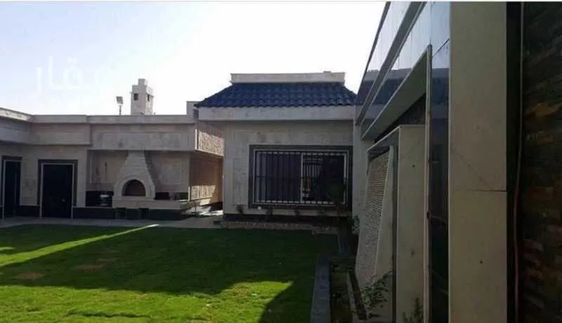 استراحة للبيع في شارع اسماعيل بن محمد المليكي, حي العوالي, مدينة الرياض, منطقة الرياض 1 صورة