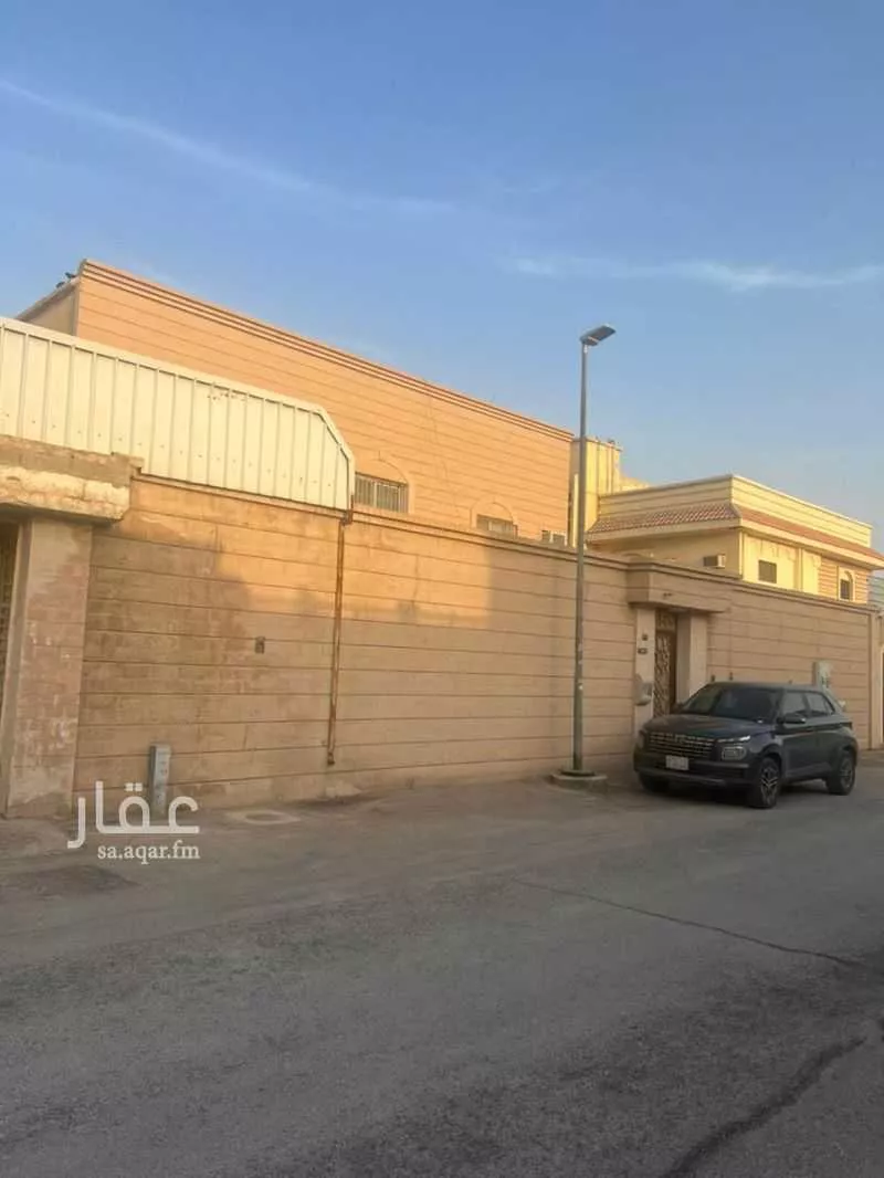 فيلا للبيع في شارع الفرعة, حي سلطانة, مدينة الرياض, منطقة الرياض 1 صورة