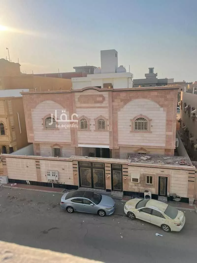 فيلا للبيع في شارع عبدالخالق معالي, حي الرياض, مدينة جدة, منطقة مكة المكرمة 1 صورة