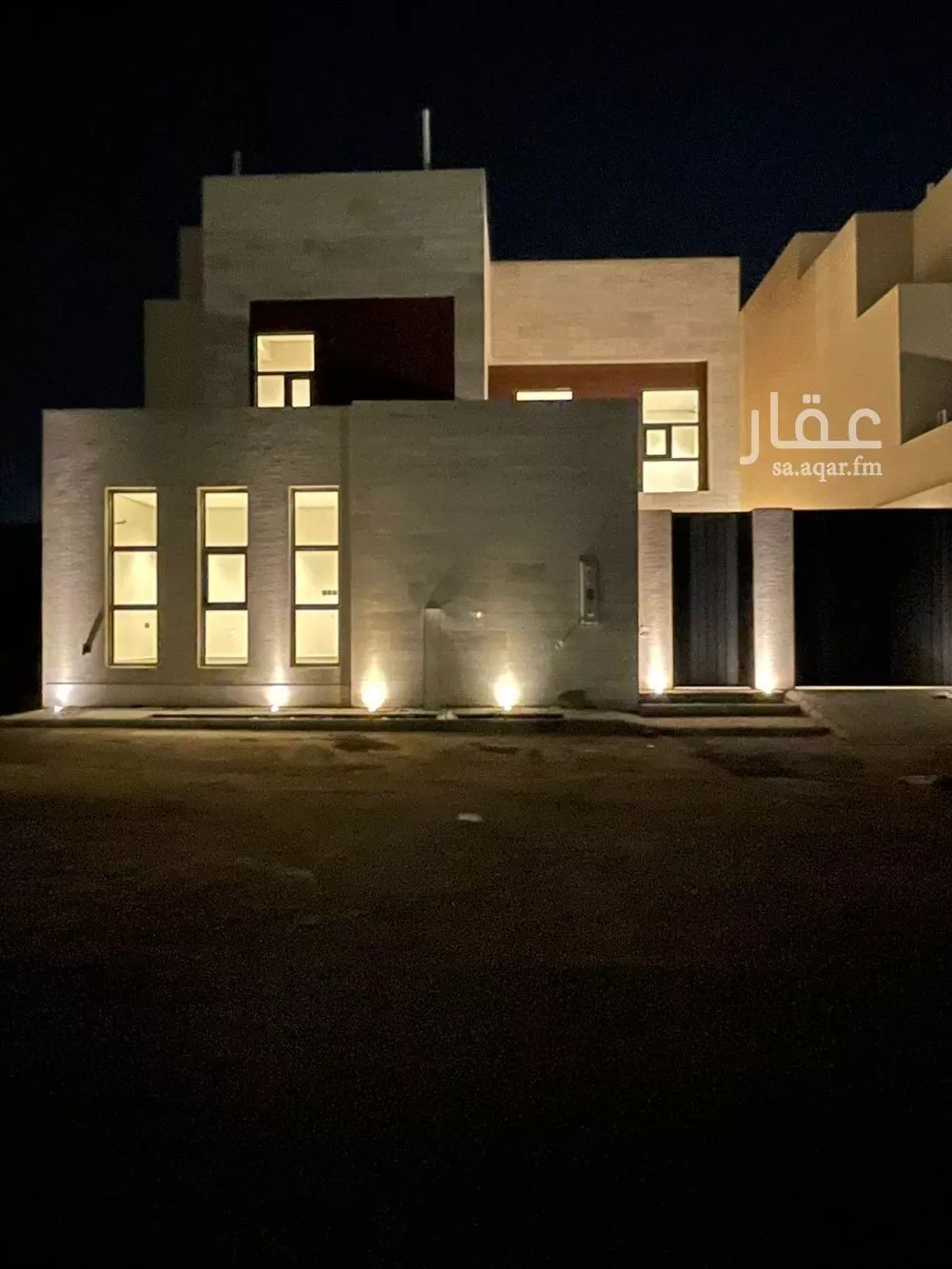 فيلا للبيع في شارع السيد عبدالله شطا, حي المهدية, مدينة الرياض, منطقة الرياض 1 صورة