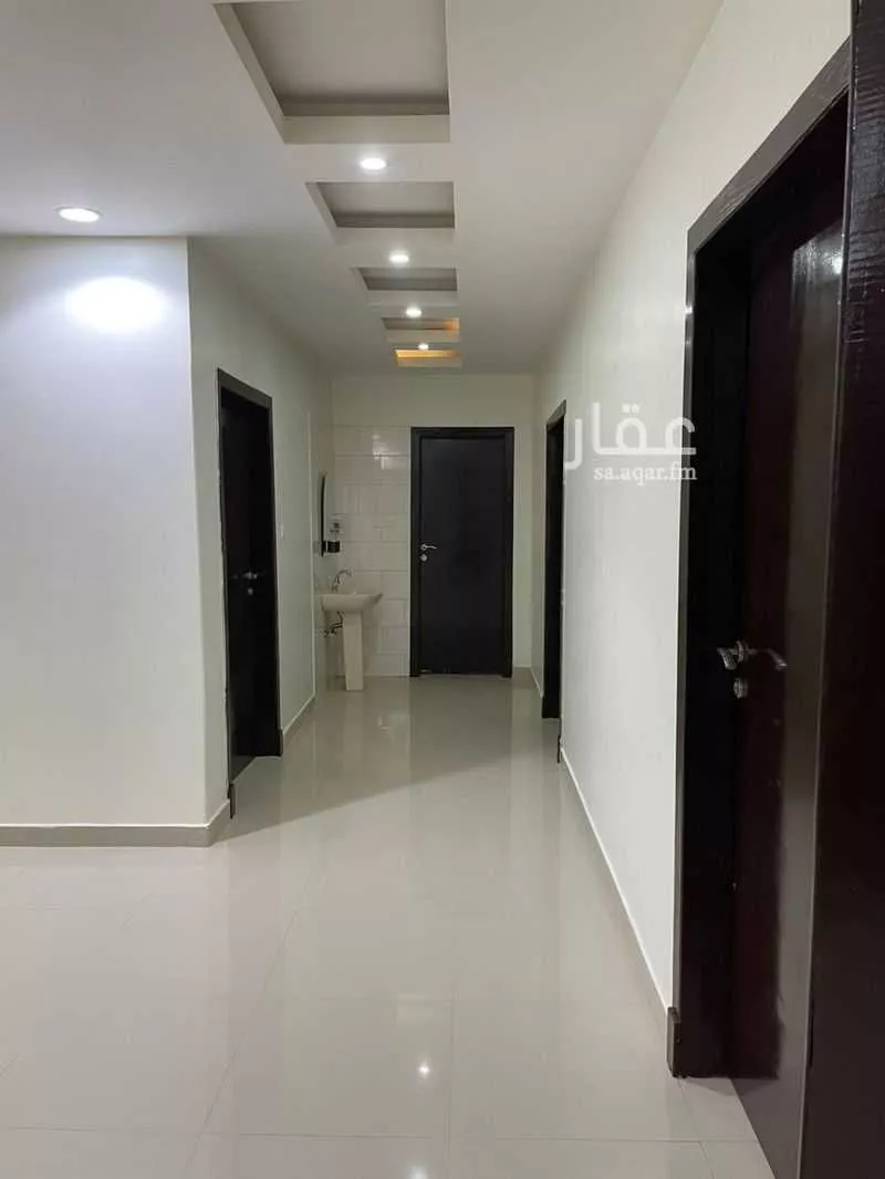 شقة للإيجار في شارع سكاكا ، حي ظهرة لبن ، الرياض ، منطقة الرياض 1 صورة