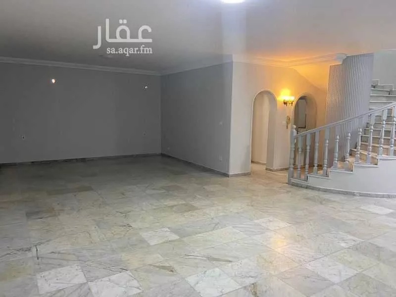 فيلا للإيجار في شارع خليد الحضرمي, حي الرويس, مدينة جدة, منطقة مكة المكرمة 1 صورة