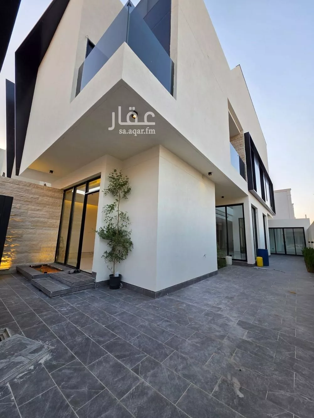 فيلا للبيع في شارع النرجس, حي النرجس, مدينة الرياض, منطقة الرياض 1 صورة